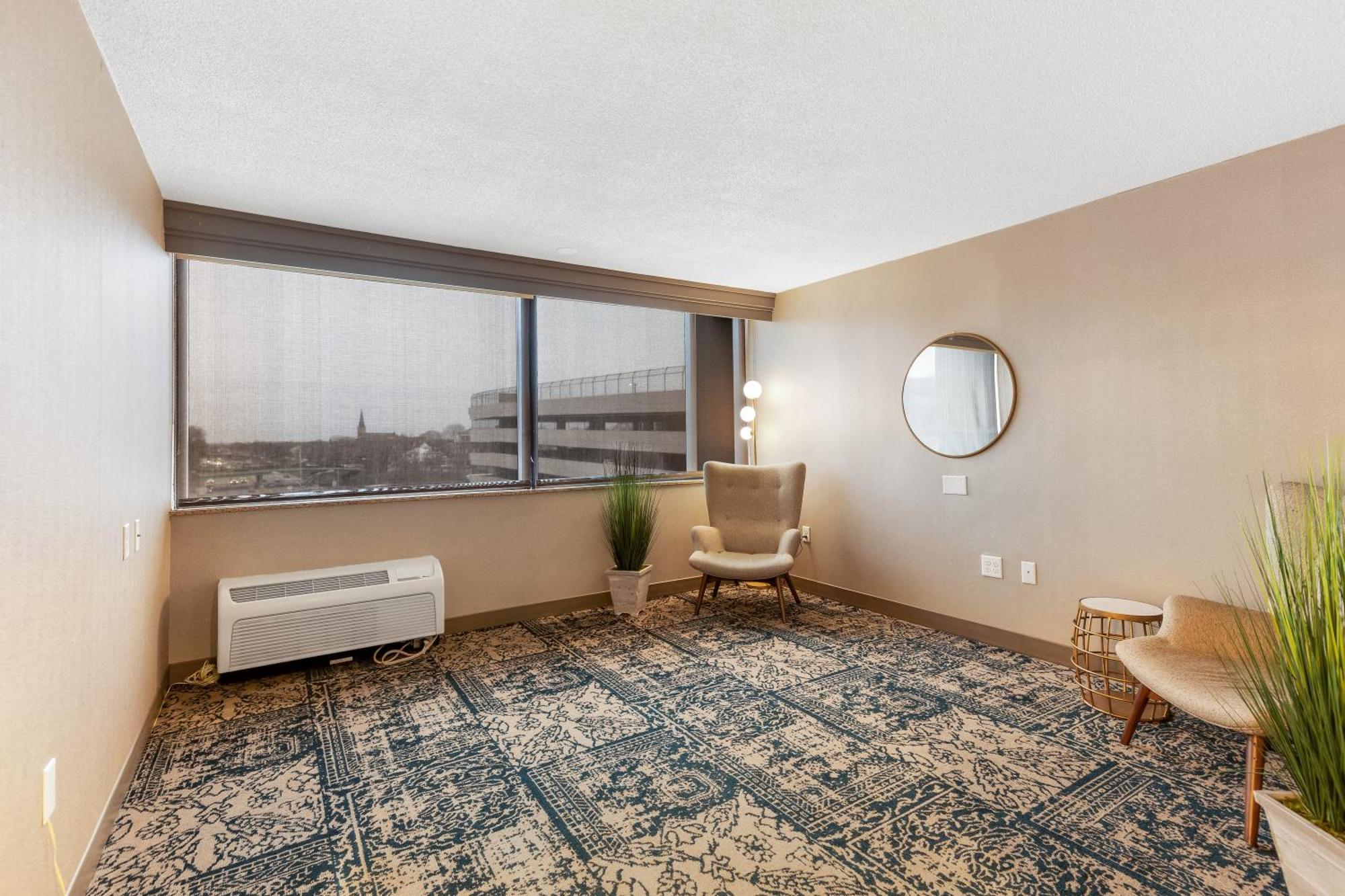 Four Points By Sheraton Boston Ньютон Экстерьер фото